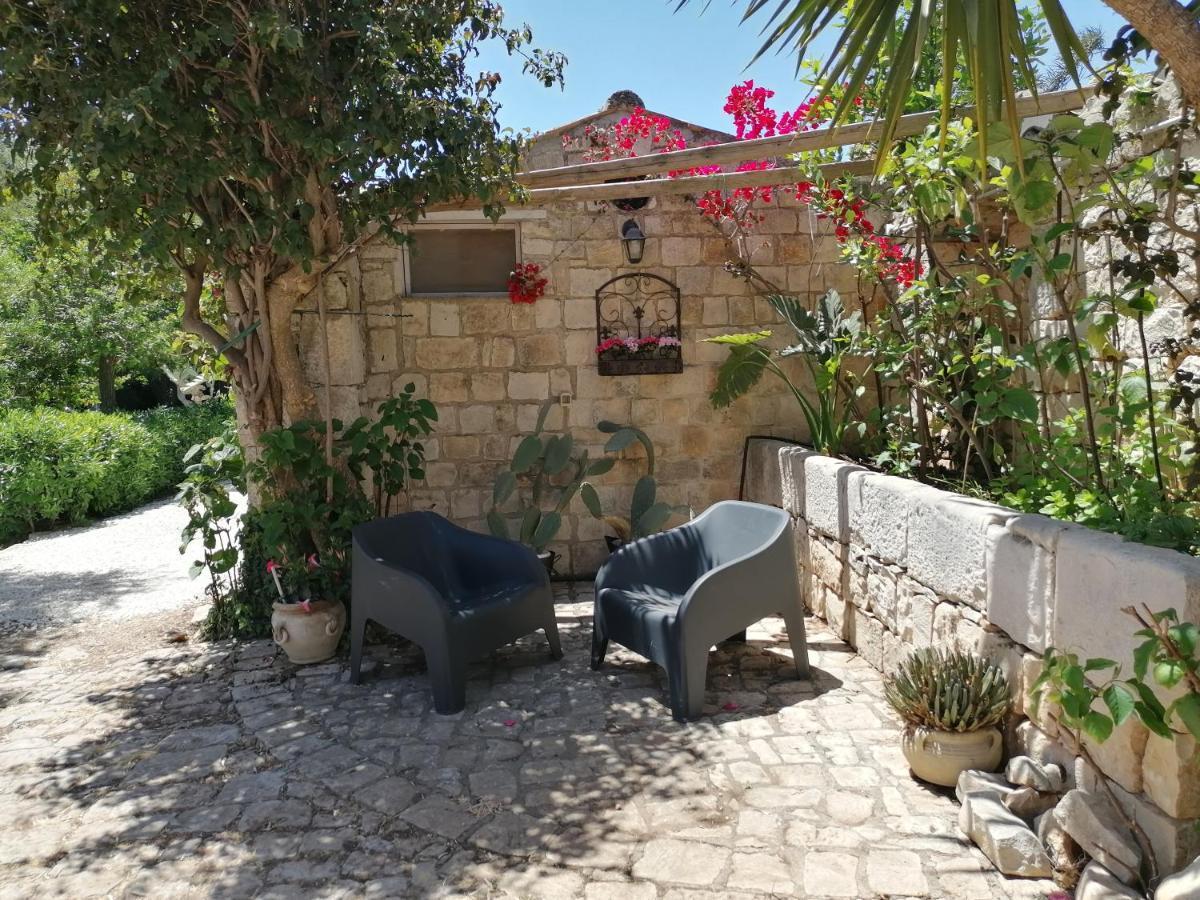 מלון מודיקה Oasi Di Campagna מראה חיצוני תמונה